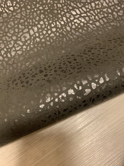 ds28円！[グレー]新入荷 イタリアンレザー 牛革 クロム革 エンボス加工 172ds