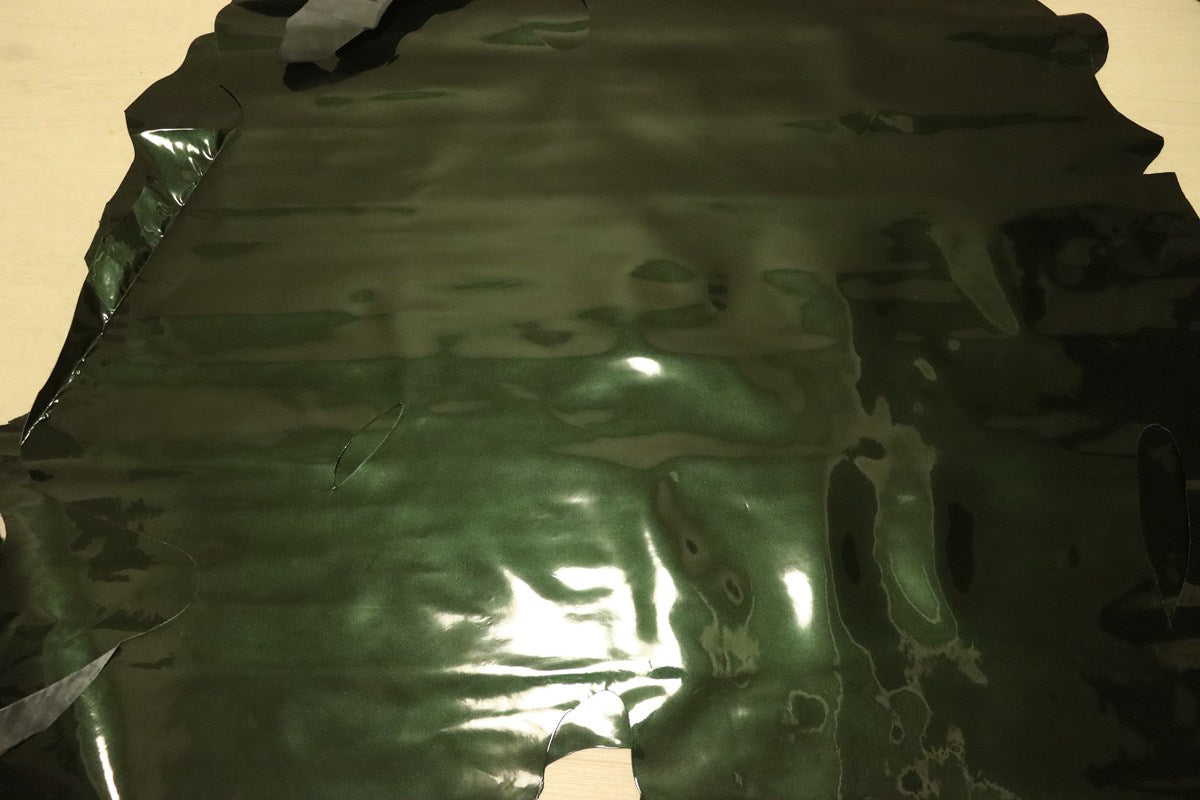 ds28円！[ダークグリーン]新入荷 インディアンレザー 牛革 クロム革 エナメル 186ds