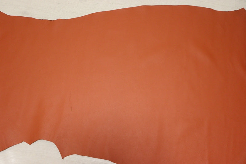 ds28円！[キャロットオレンジ]新入荷 国産 牛革 姫路レザー クロム革 シボ型押し 顔料仕上げ 200ds