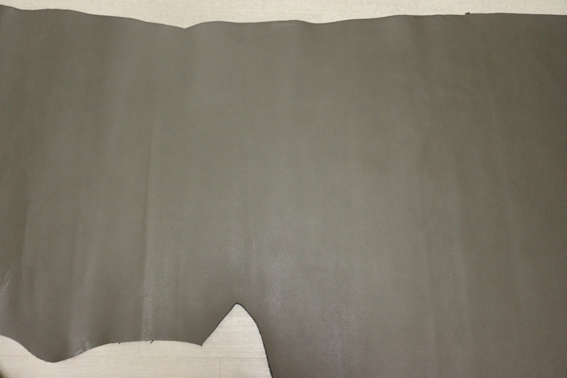 ds28円！[オリーブグレー]新入荷 国産 牛革 姫路レザー クロム革 シボ型押し 顔料仕上げ 208ds