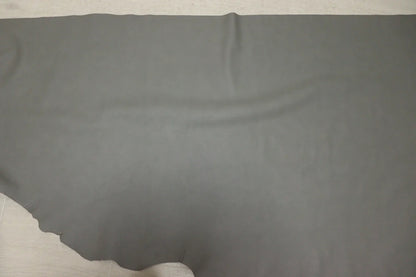 ds28円！[ライトグレー]新入荷 イタリアンレザー 牛革 クロム革 弱シュリンク加工 217ds