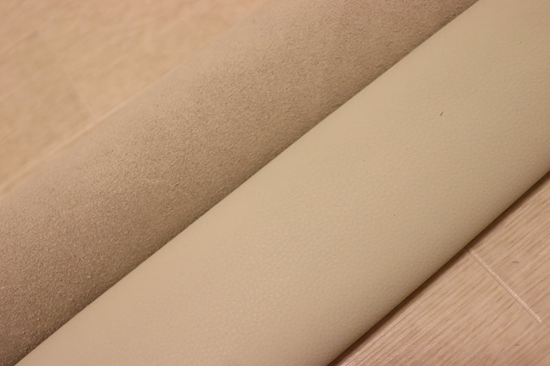 ds28円！[アイボリー系]新入荷 イタリアンレザー 牛革 クロム革 スムース加工 219ds