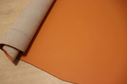 ds28円！[オレンジ]新入荷 国産 牛革 姫路レザー クロム革 シボ型押し 顔料仕上げ 230ds