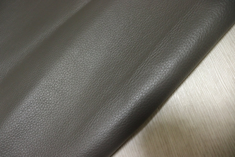 ds28円！[アッシュグレー]新入荷 イタリアンレザー 牛革 クロム革 シュリンク加工 235ds