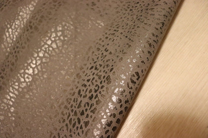 ds28円！[アッシュグレー]新入荷 イタリアンレザー 牛革 クロム革 エンボス加工 238ds