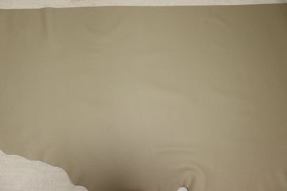 ds28円！[ベージュ]新入荷 イタリアンレザー 牛革 クロム革 弱シュリンク加工 240ds