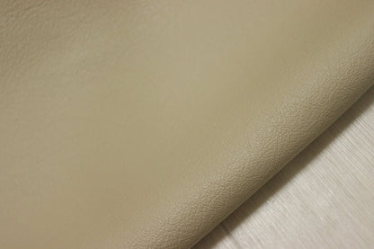 ds28円！[ベージュ]新入荷 イタリアンレザー 牛革 クロム革 弱シュリンク加工 240ds