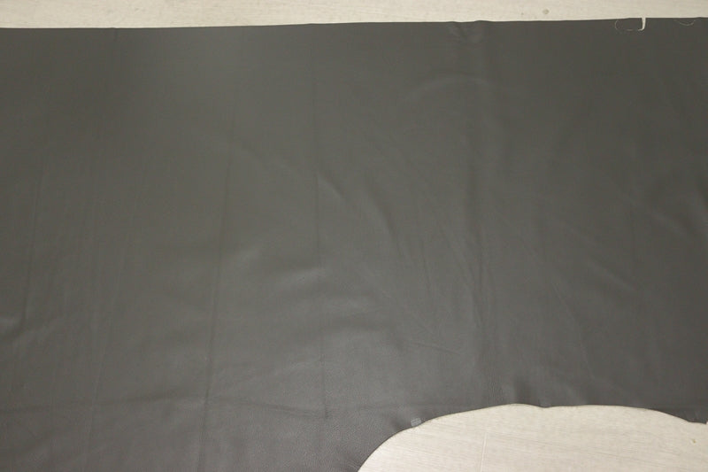 ds28円！[ダークグレー]新入荷 イタリアンレザー 牛革 クロム革 シュリンク加工 顔料仕上げ 240ds