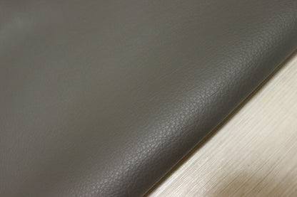 ds28円！[ダークグレー]新入荷 イタリアンレザー 牛革 クロム革 シュリンク加工 顔料仕上げ 240ds