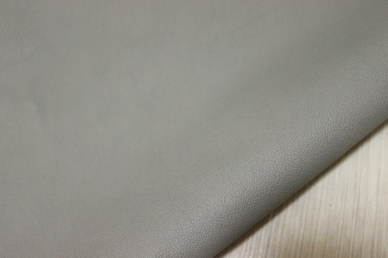 ds28円！[ライトグレー]新入荷 イタリアンレザー 牛革 クロム革 弱シュリンク加工 241ds