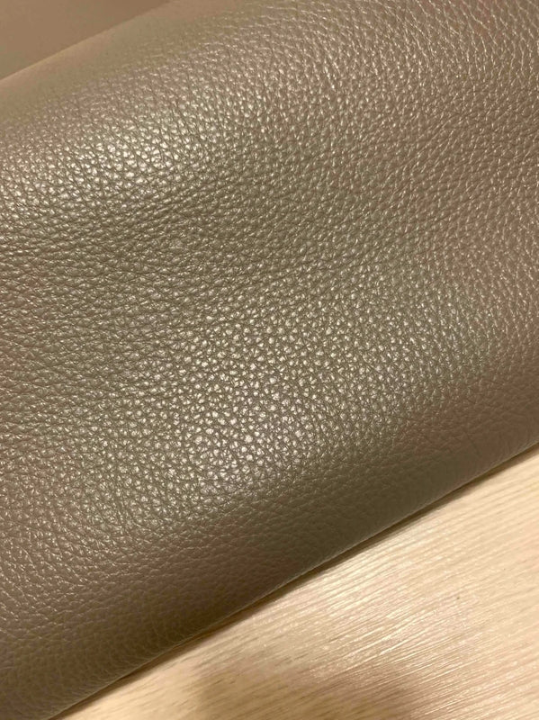 ds28円！[アッシュグレー]新入荷 イタリアンレザー 牛革 クロム革 アンチック加工 245ds