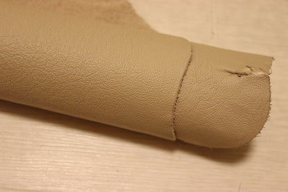 ds28円！[ベージュ]新入荷 イタリアンレザー 牛革 クロム革 弱シュリンク加工 248ds
