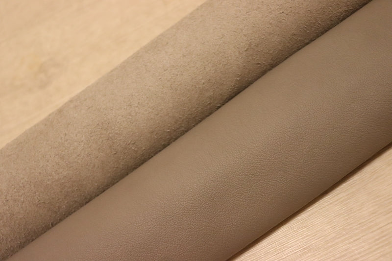 ds28円！[ライトグレー]新入荷 イタリアンレザー 牛革 クロム革 弱シュリンク加工 253ds