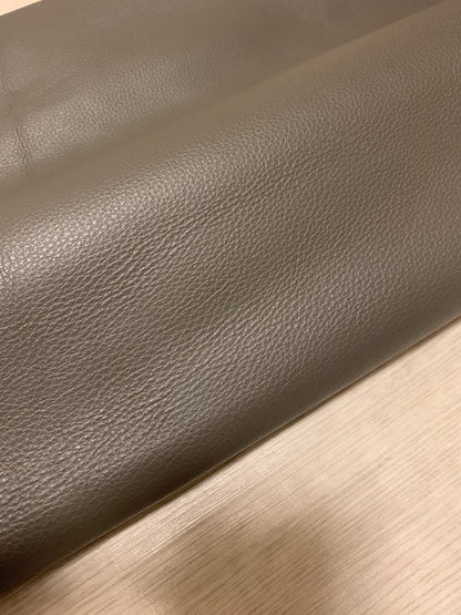ds28円！[ダークグレー]新入荷 イタリアンレザー 牛革 クロム革 シュリンク加工 モチモチ 253ds