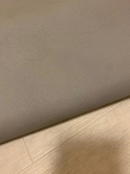 ds28円！[ライトグレー]新入荷 イタリアンレザー 牛革 クロム革 弱シュリンク加工 259ds