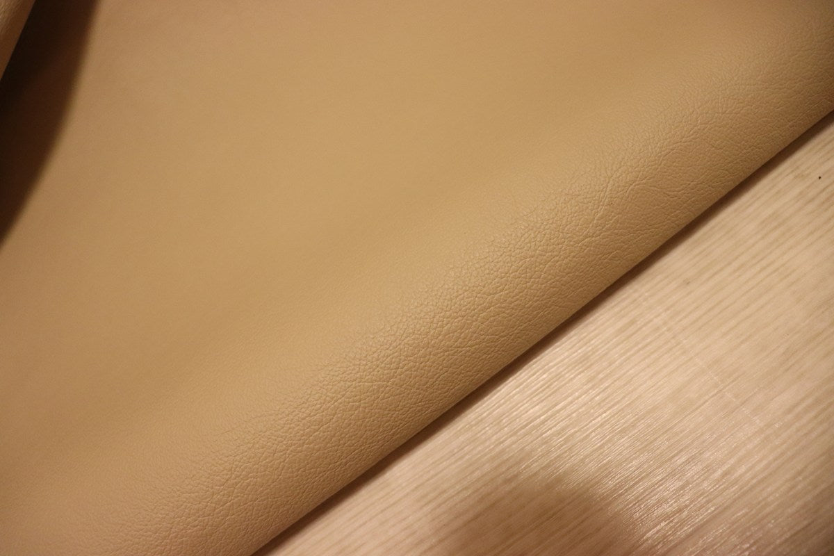 ds28円！[ベージュ]新入荷 イタリアンレザー 牛革 クロム革 弱シュリンク加工 267ds