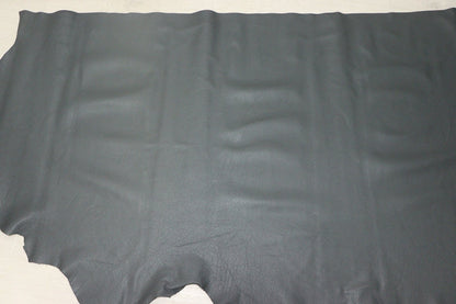 ds28円！[ダークグレー]新入荷 イタリアンレザー 牛革 クロム革 シュリンク加工 もちもち 267ds