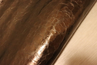 ds28円！[ブロンズ]新入荷 イタリアンレザー 牛革 クロム革 クラッキング加工 箔貼り加工 50ds