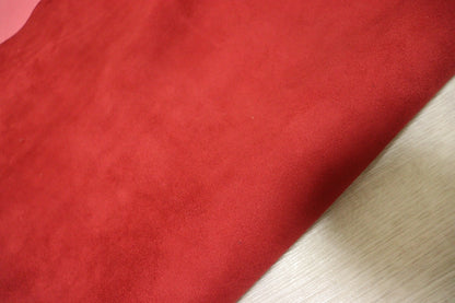 ds28円！[レッド]新入荷 国産 ひつじ革 クロム革 シルキースウェード 57ds