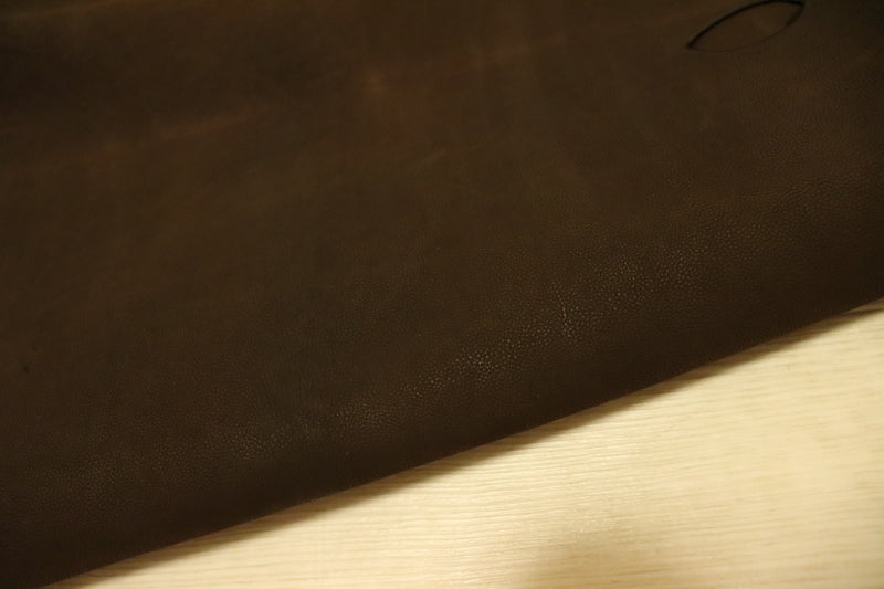 ds28円！[こげ茶]新入荷 インポートレザー ヤギ革 クロム革 吟すり加工 58ds