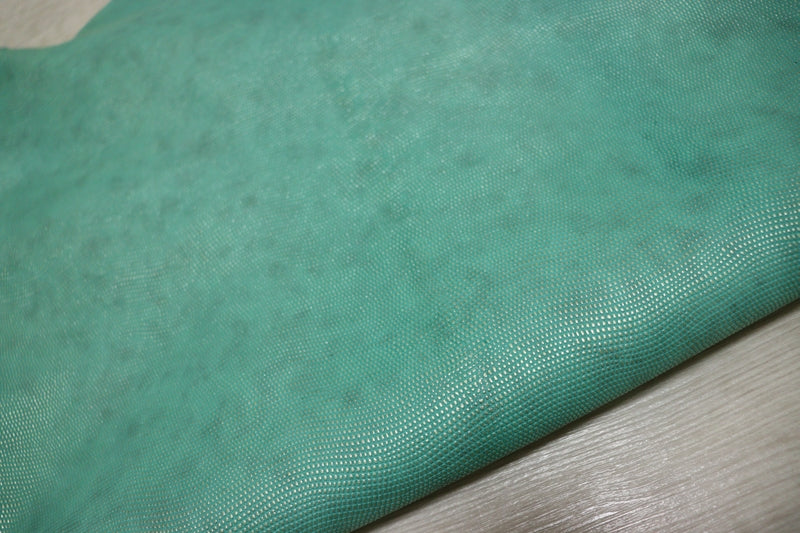 ds28円！[エメラルドグリーン]新入荷 イタリアンレザー ヤギ革 クロム革 ムラ染加工 リザード調エンボス 60ds