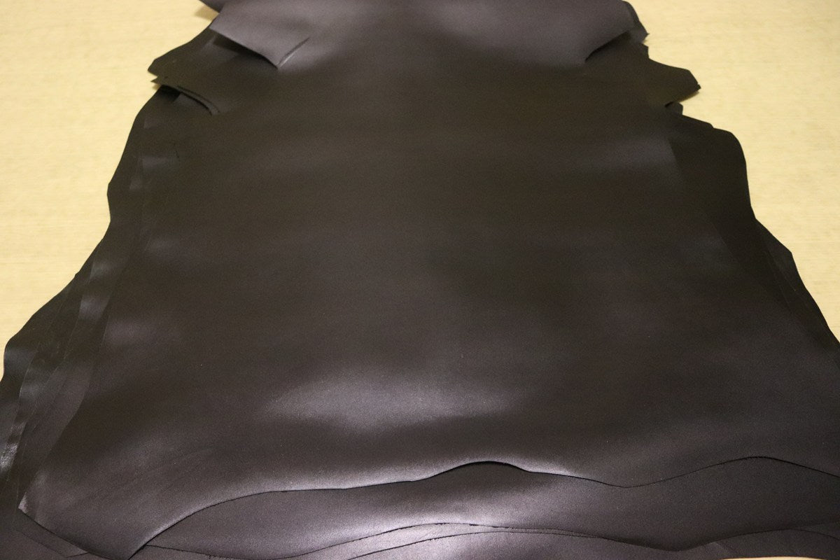 ds28円！[ダークブルー]新入荷 イタリアンレザー ヤギ革 クロム革 スムース加工 78ds