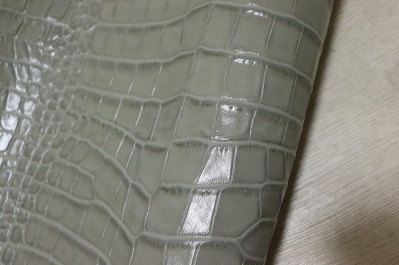 ds30円！[グレー系]新入荷 インポートレザー 牛革 クロム革 クロコ型押し 顔料仕上げ 130ds