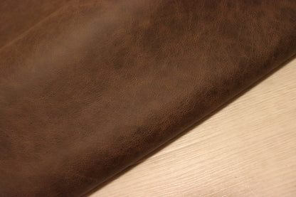 ds30円！[ヴィンテージ]新入荷 イタリアンレザー 牛革 クロム革 プルアップ加工 223ds