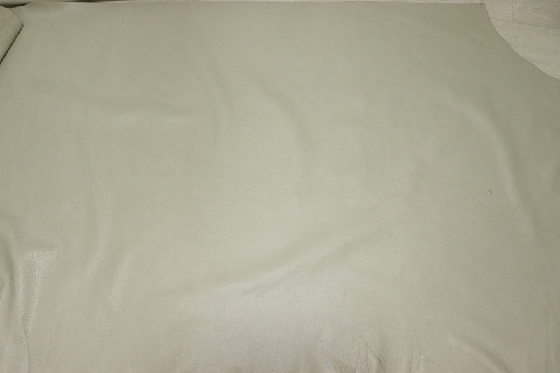 ds30円！[くすみアイボリー]新入荷 イタリアンレザー 牛革 クロム革 シュリンク加工 282ds