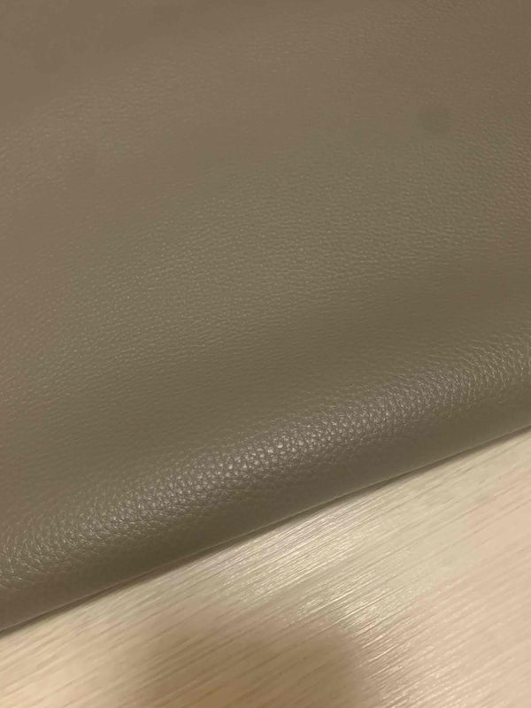 ds30円！[グレー]新入荷 イタリアンレザー 牛革 クロム革 シボ型押し もちもち 284ds