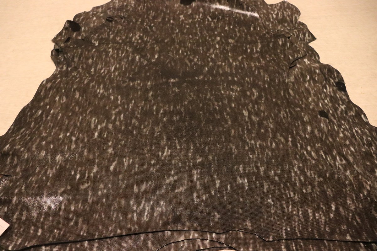 ds30円！[ブラック]新入荷 国産 ヤギ革 クロム革 ムラ染加工 31ds