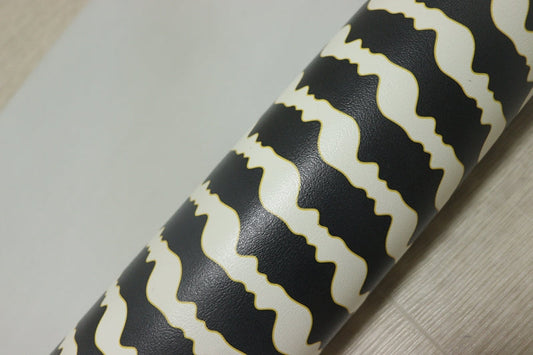 ds30円！[ホワイト×ブラック]新入荷 国産 牛革 クロム革 顔料仕上げ 67ds