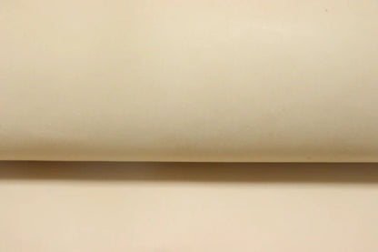 ds33円！[ナチュラル]クラフトの定番 バングラディシュレザー 牛革 ヌメ革 素上げ 197ds