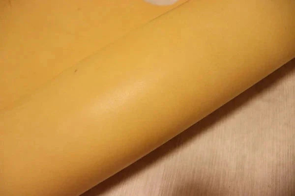 ds33円！クラフトの定番！イエローキャメル　素上げ　ヌメ革　192ds