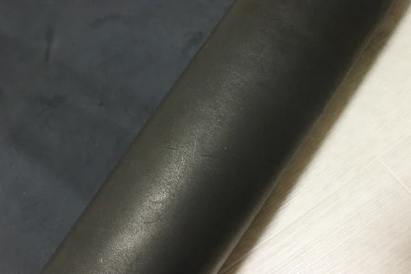 ds35円！[ブラック]クラフトの定番 バングラディシュレザー 牛革 ヌメ革 素上げ 161ds