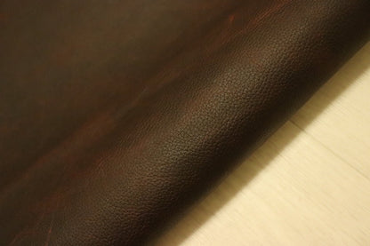 ds35円！[ダークブラウン]味わい系の作品に インディアンレザー 牛革 ヌメ革 シボ型押し プルアップ加工 166ds