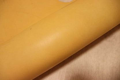 ds35円！クラフトの定番！イエローキャメル　素上げ　ヌメ革　220ds