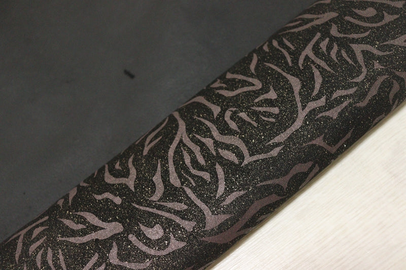 ds35円！[ブラック×ブロンズ]新入荷 国産 豚革 クロム革 プリント ラメ入り 97ds