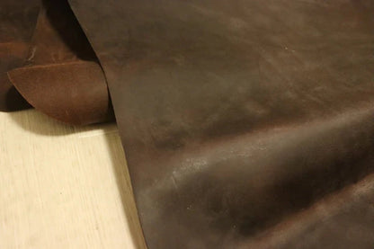 ds40円！[ヴィンテージ]Crazy Horse バングラディシュレザー 牛革 ヌメ革 オイルプルアップ加工 160ds