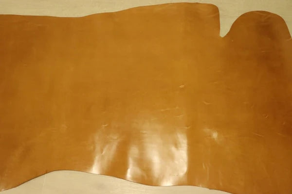 ds42円！[ウイスキー]クラフトの定番 バングラディシュレザー 牛革 ヌメ革 アニリン仕上げ 163ds