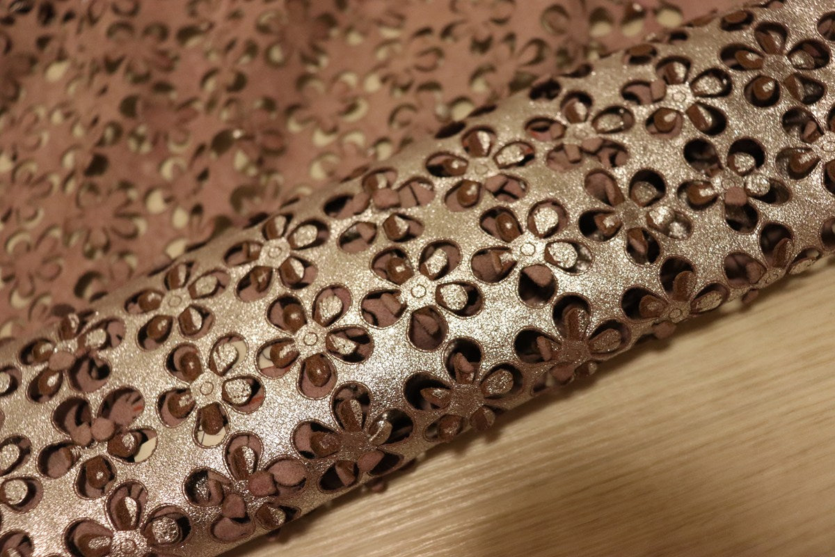 ds45円！[パープル系]新入荷 イタリアンレザー ヤギ革 クロム革 パンチ型押し 50ds