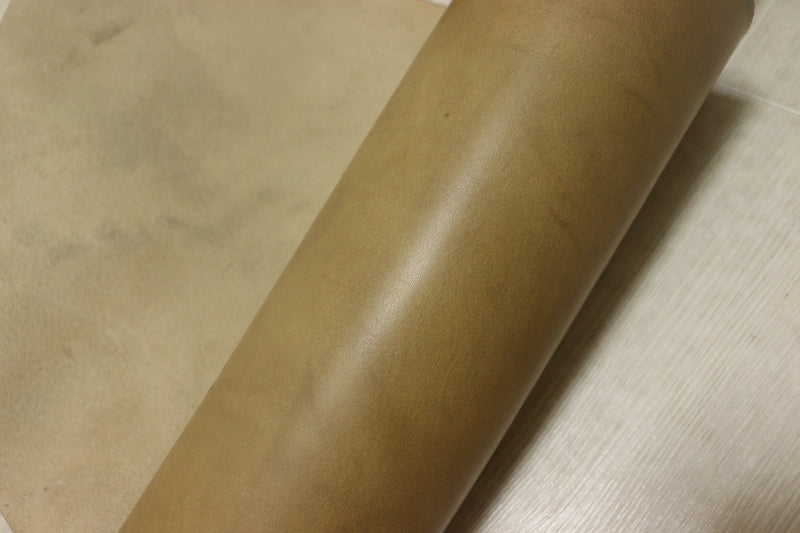 ds50円！[カーキー]新入荷 ベリー イタリアンレザー 牛革 ヌメ革 スムース加工 ピットなめし 76ds