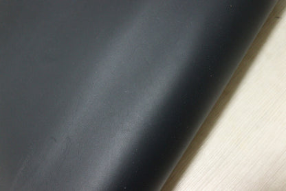 ds50円！[ネイビー]新入荷 ベリー イタリアンレザー 牛革 ヌメ革 スムース加工 94ds