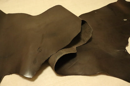 ds55円！[ヴィンテージ]新入荷 ベリー イタリアンレザー 牛革 ヌメ革 スムース加工 ピットなめし 122ds