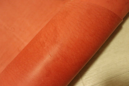 ds55円！[レッド]新入荷 ベリー イタリアンレザー 牛革 ヌメ革 スムース加工 ピットなめし 58ds