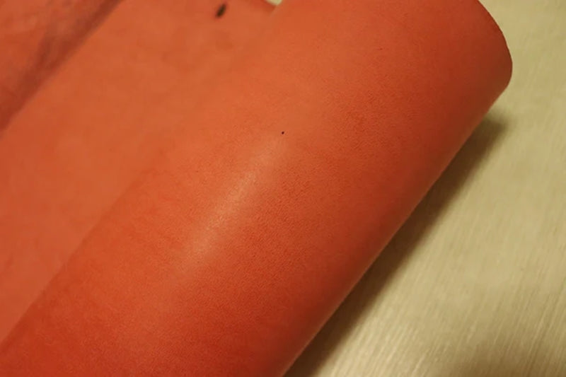 ds55円！[レッド]新入荷 ベリー イタリアンレザー 牛革 ヌメ革 スムース加工 ピットなめし 78ds