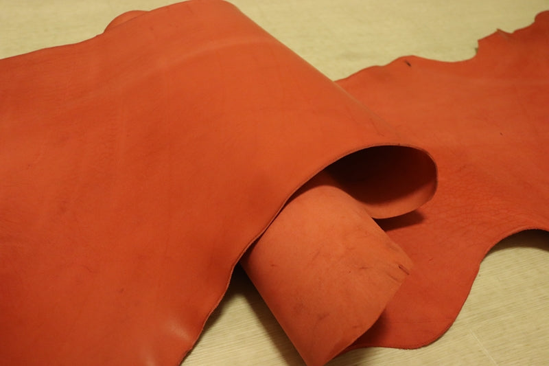 ds55円！[レッド]クラフトの定番 ベリー イタリアンレザー 牛革 ヌメ革 スムース加工 ピットなめし 87ds