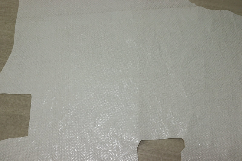 ds60円！[オフホワイト]新入荷 イタリアンレザー 牛革 ヌメ革 ショルダー メッシュ型押し 100ds