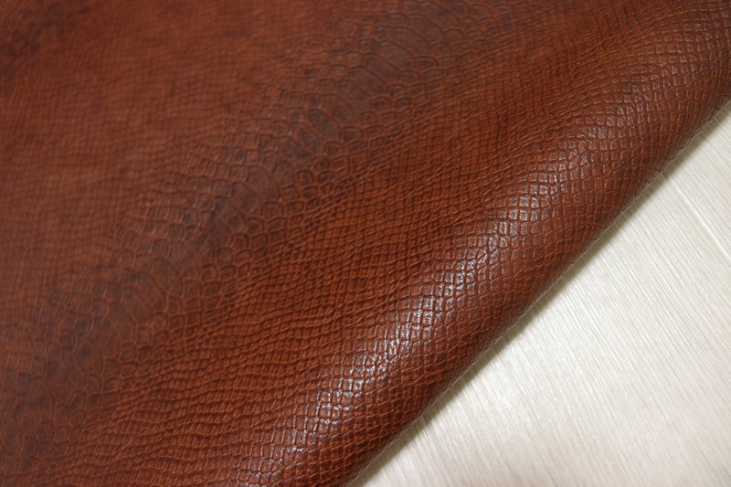 ds70円！[レッドブラウン]クラフトの定番 イタリアンレザー 牛革 ヌメ革 ショルダー スネーク型押し 104ds