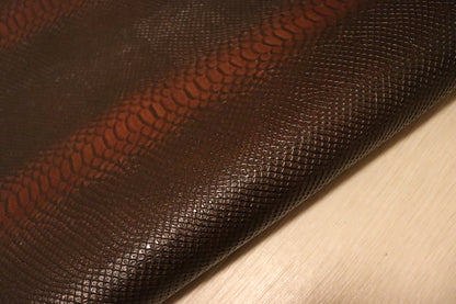 ds70円！[ヴィンテージブラウン]新入荷 イタリアンレザー 牛革 ヌメ革 ショルダー スネーク型押し 上質 117ds